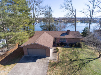 Lake Home Off Market in Crossville, Tennessee