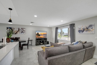Welcome to this charming single-story home in Palm Beach - photo 36