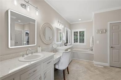 This beautiful 5BDRM/3FB/2HB Country-Traditional home enjoys an - photo 37