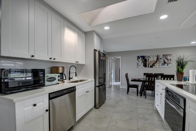 Welcome to this charming single-story home in Palm Beach - photo 41