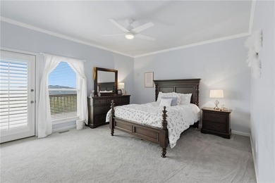 This beautiful 5BDRM/3FB/2HB Country-Traditional home enjoys an - photo 45