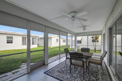 Welcome to this charming single-story home in Palm Beach - photo 48
