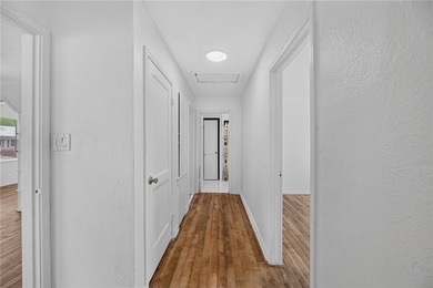 Welcome to your 2-bedroom, 1-bath home where modern updates meet - photo 6