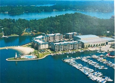 Lake Martin Condo For Sale in Dadeville Alabama