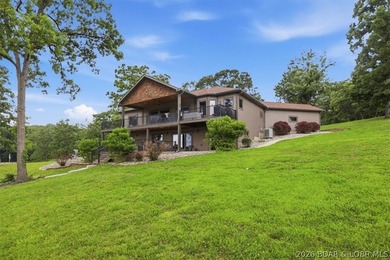 Step inside this stunning 4 bedroom 4 bathroom home, where - photo 28
