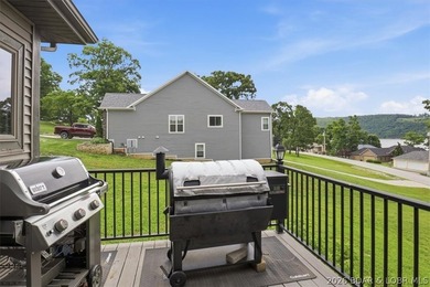 Step inside this stunning 4 bedroom 4 bathroom home, where - photo 32