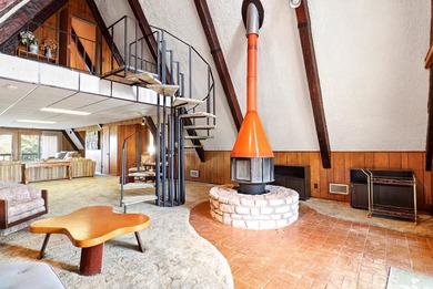 Architectural character meets lake living in the highly - photo 7