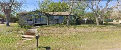 Half acre lot in Flour Bluff - photo 1