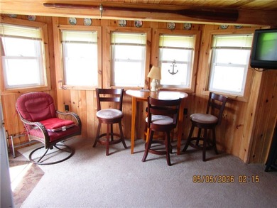 Welcome to 41279 Nelson Rd,sit back and relax on the beautiful - photo 4