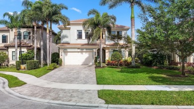 (private lake, pond, creek) Home For Sale in Delray Beach Florida