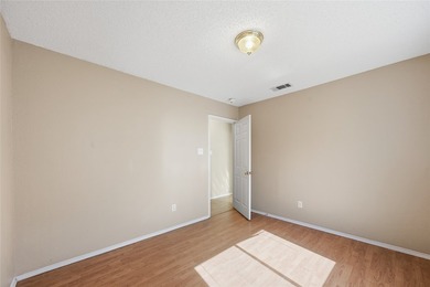 Great Location in popular Rockwall, with good drive up appeal - photo 13