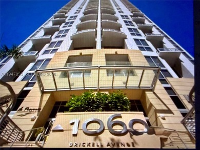 Open and bright spacious Loft in Brickell area. 1 Bedroom and - photo 17