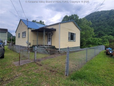 Lake Home For Sale in Smithers, West Virginia