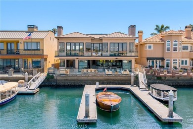 Situated upon the prestigious enclave of Gilbert Island within - photo 1