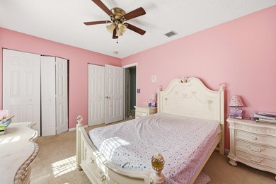 Welcome to this spacious five-bedroom, two-and-a-half-bath - photo 18