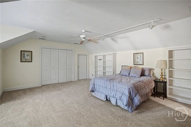 Wonderfully maintained 4-bedroom, 4.5 bath home on quiet - photo 31