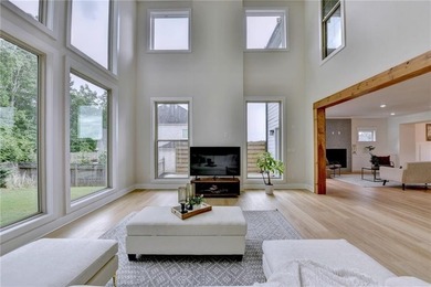 PRICED TO SELL! Priced well below market value and rarely - photo 3