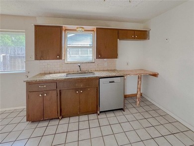 Welcome to 1321 Sandstone Drive, a charming 3-bedroom, 2-bath - photo 5