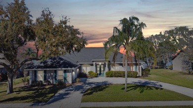 Lake Apopka Home Sale Pending in Winter Garden Florida