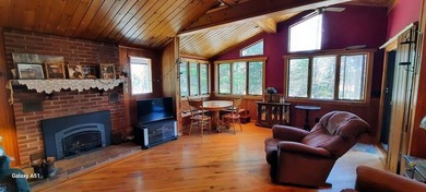 Own a piece of the Adirondacks with this incredibly versatile - photo 8