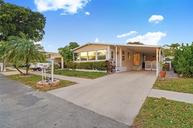 (private lake, pond, coastal) Home Sale Pending in Deerfield Beach Florida