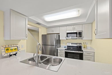 Welcome to Paradise! Fully furnished, freshly painted, new - photo 8