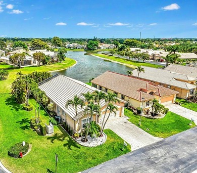 (private lake, pond, coastal) Home For Sale in Boynton Beach Florida