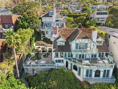 Perched above the Pacific Ocean, this rare Laguna Beach estate - photo 6