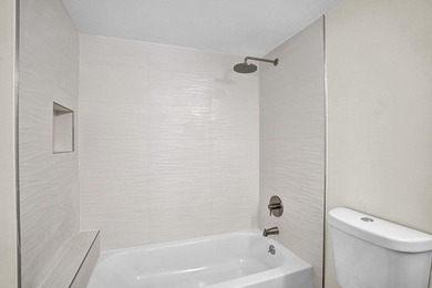 CALLING ALL INVESTORS !!! BRAND NEW renovated two bedrooms /two - photo 20