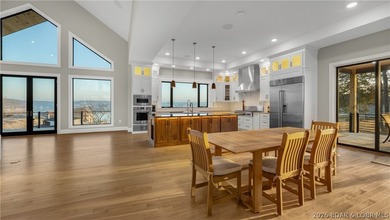 Where LAKE LIVING meets LASTING LUXURY. Sweeping panoramic views - photo 24