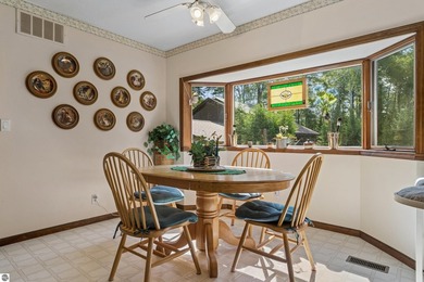 Secluded and wooded lot in Lakewood shores. Original owners have - photo 26