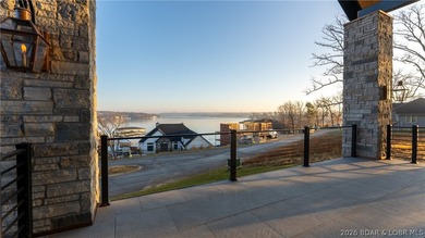Where LAKE LIVING meets LASTING LUXURY. Sweeping panoramic views - photo 35
