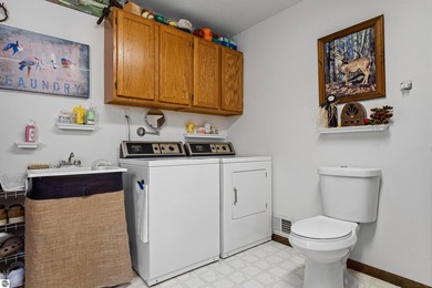 Secluded and wooded lot in Lakewood shores. Original owners have - photo 38