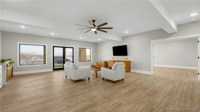 Where LAKE LIVING meets LASTING LUXURY. Sweeping panoramic views - photo 42