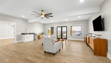 Where LAKE LIVING meets LASTING LUXURY. Sweeping panoramic views - photo 43