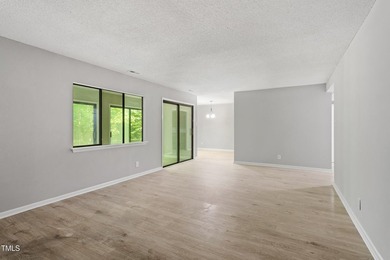 Cute a button Condo in great Durham location with Sunroom (106 - photo 11
