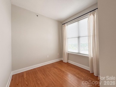 Welcome to your urban oasis on the top floor of this highly - photo 13