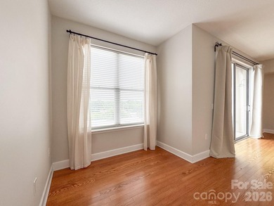 Welcome to your urban oasis on the top floor of this highly - photo 15