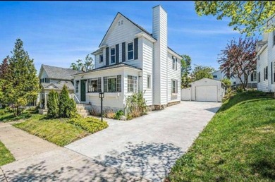 (private lake, pond, creek) Home For Sale in Petoskey Michigan