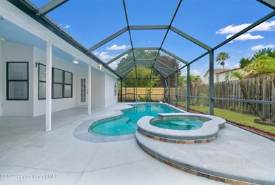 Welcome to Sherwood, where modern updates meet Florida outdoor - photo 4