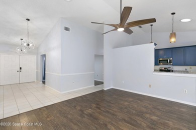 Welcome to Sherwood, where modern updates meet Florida outdoor - photo 9
