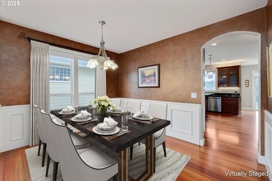 This beautiful home is elegant and sophisticated yet warm and - photo 12
