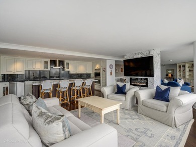 Seldom, if ever, do homes of this caliber, on high floors, come - photo 14