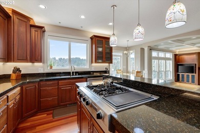 This beautiful home is elegant and sophisticated yet warm and - photo 16