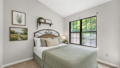 Opportunity to have a 6 bedroom condo is RARE! 6 bedrooms & 3 - photo 21