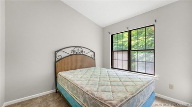 Opportunity to have a 6 bedroom condo is RARE! 6 bedrooms & 3 - photo 22