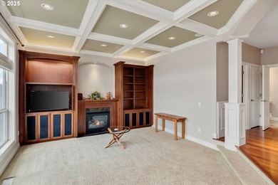 This beautiful home is elegant and sophisticated yet warm and - photo 22