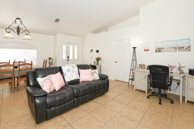 Beautiful 3BR/2BA/2CG pool home near Tradition with major - photo 25
