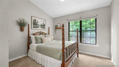 Opportunity to have a 6 bedroom condo is RARE! 6 bedrooms & 3 - photo 28