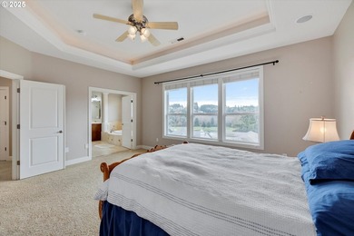 This beautiful home is elegant and sophisticated yet warm and - photo 28